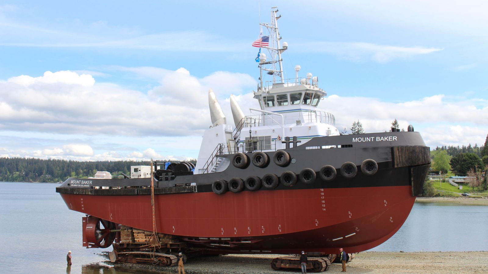 Nichols Brothers Launches First of 2 New Tugboats